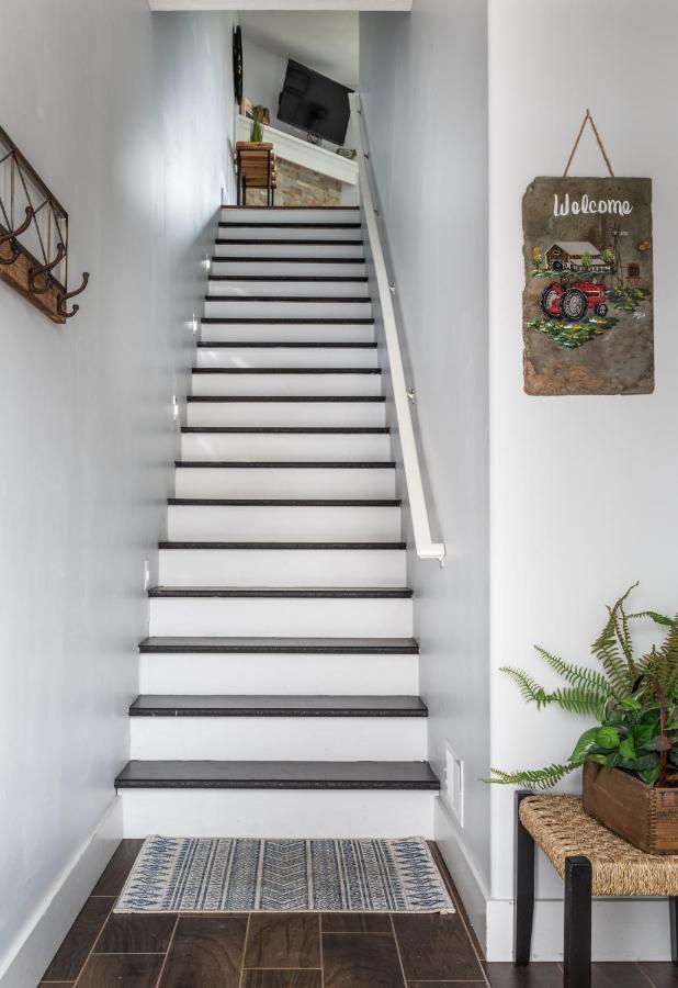 “Hygge” 3Bdr Townhouse, Close To Beach, Park & Wineries! トラバーズ・シティ エクステリア 写真