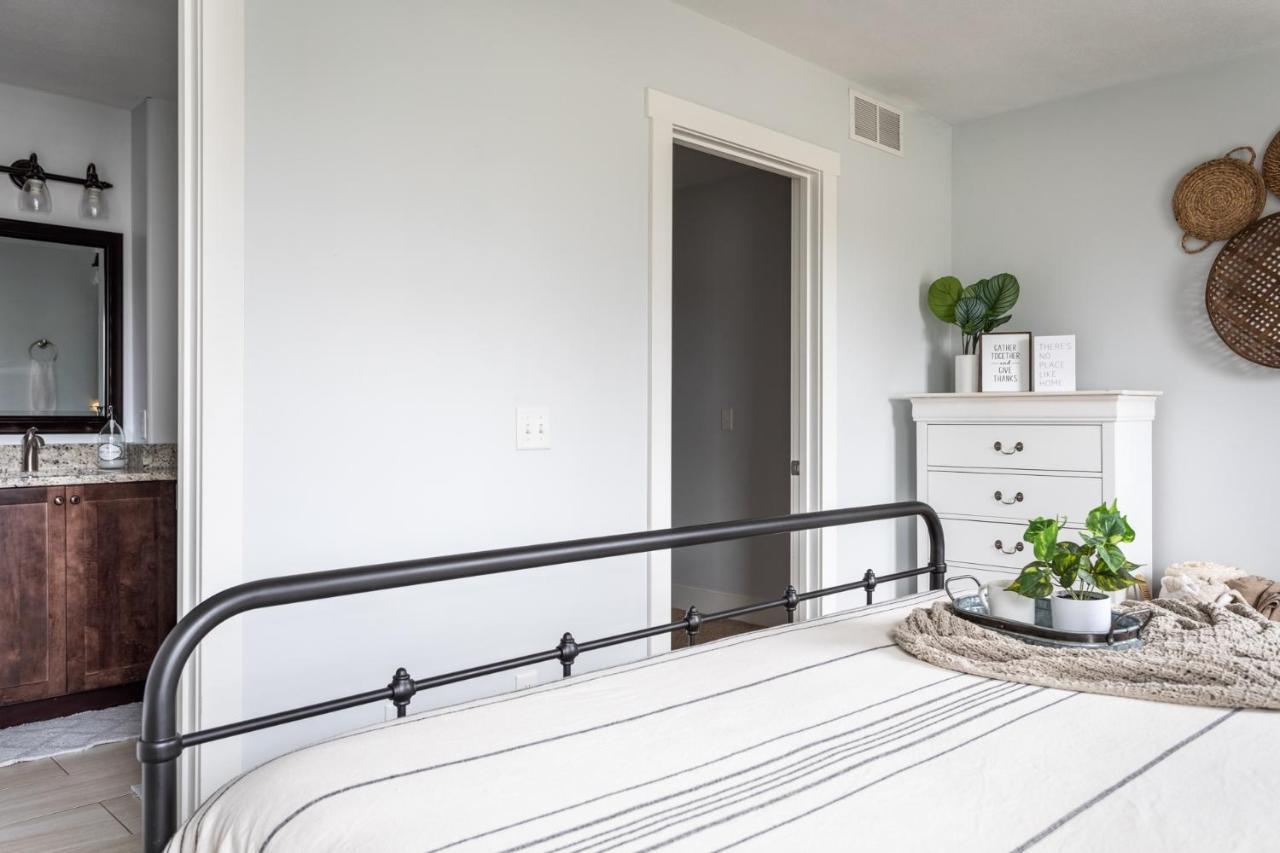 “Hygge” 3Bdr Townhouse, Close To Beach, Park & Wineries! トラバーズ・シティ エクステリア 写真